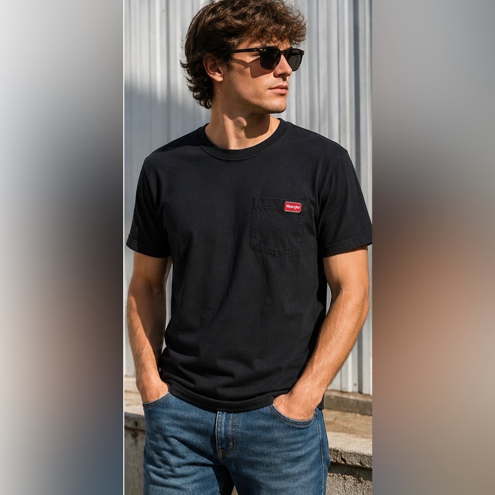 Wrangler Black Pocket T-Shirt Logo Patch Crew Neck Short Sleeve Tee Size Large